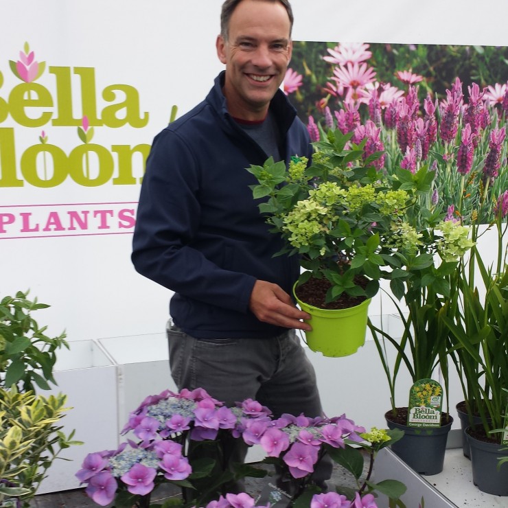 Eddie and his favourite brand-BELLA BLOOM